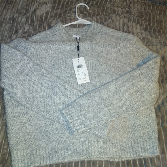 Brand new grey Reiss Sweater with tag size small - Picture 4 of 4